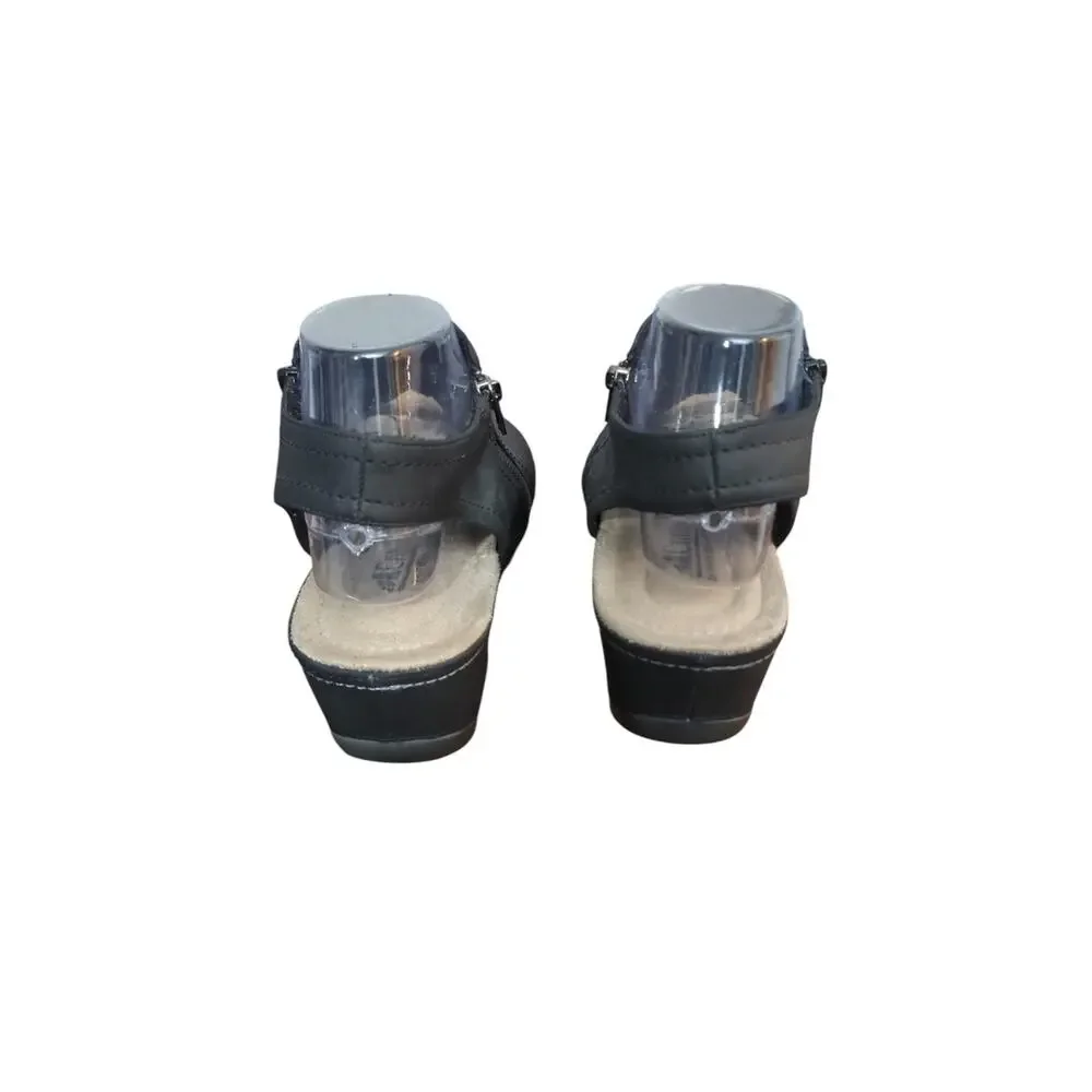 Cliffs by White Mountain Farrell Comfort Wedge Sandals – Women’s 9.5M Minimalist